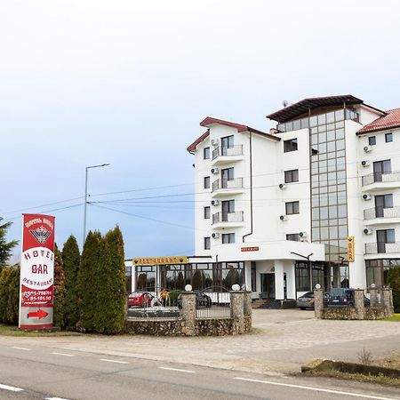 Hotel Coral Satu Mare Exterior photo